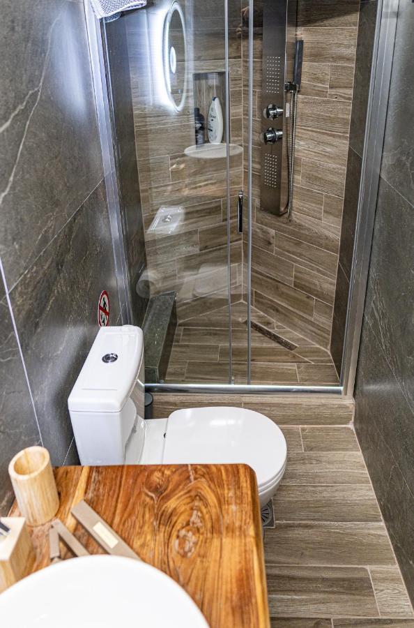 Suite Apartment Siatista Bagian luar foto